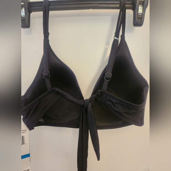 Black Swim Top 36/38C - Picture 2 of 5